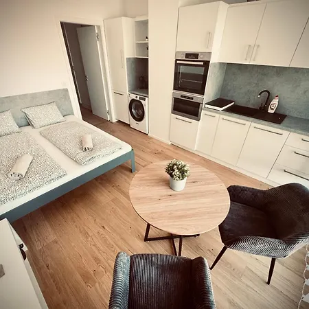 Pekanda * Μπρνο